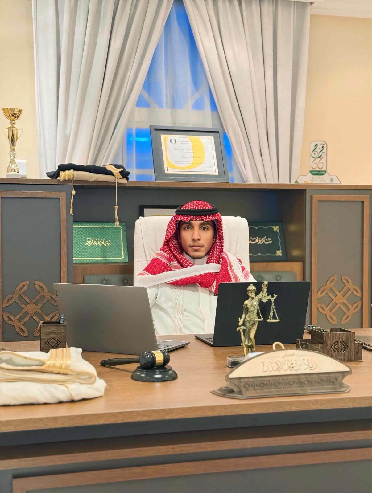 صورة الأستاذ زياد بن محمد الأهدل